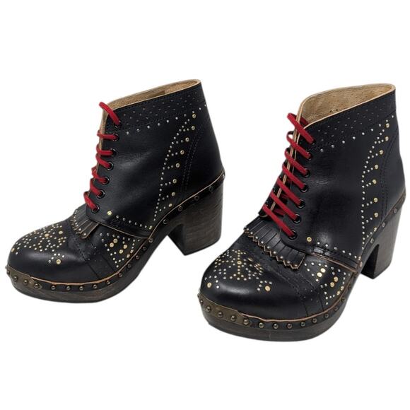 Burberry Black Studded Leather Lace-Up Booties 41 Red Made in Italy Wooden Heel - Picture 2 of 7